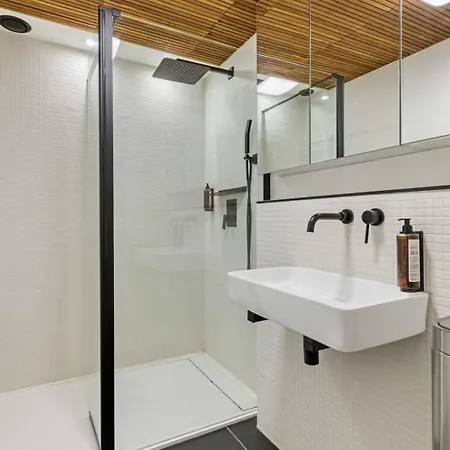 L'ambassadeur Epoustouflant En Plein Coeur De Appartement *