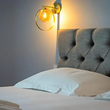 L'ambassadeur Epoustouflant En Plein Coeur De Lägenhet *