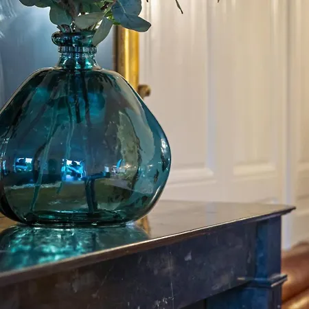 L'ambassadeur Epoustouflant En Plein Coeur De